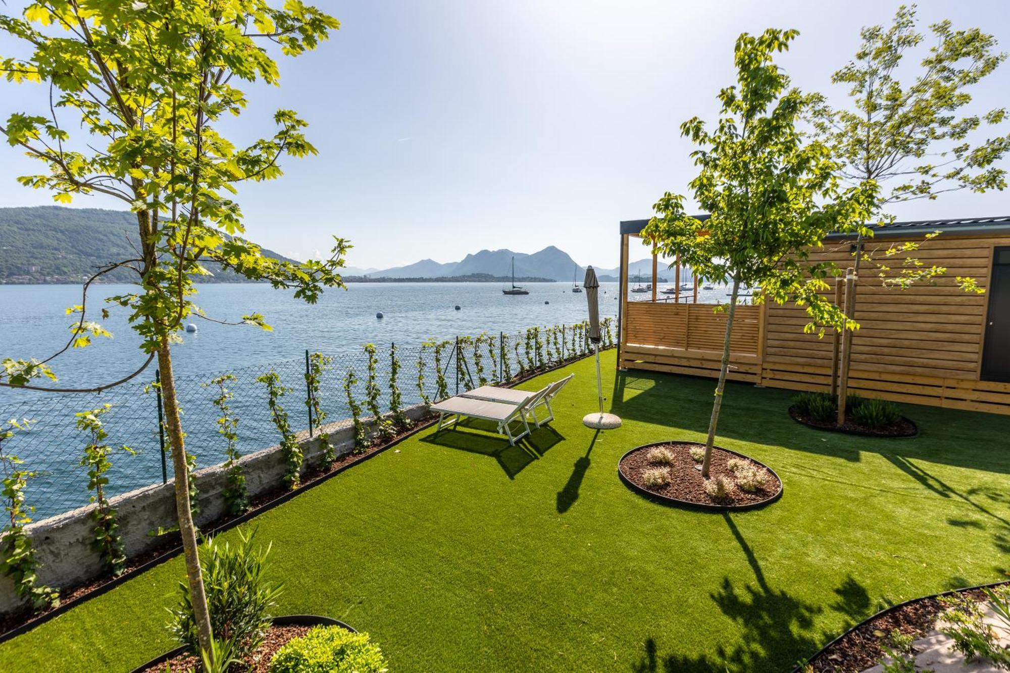 Lago Maggiore Bay Бавено Екстериор снимка