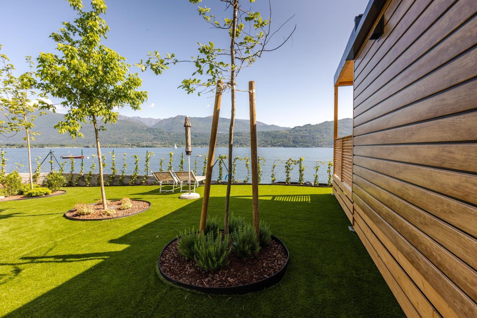 Lago Maggiore Bay Бавено Екстериор снимка