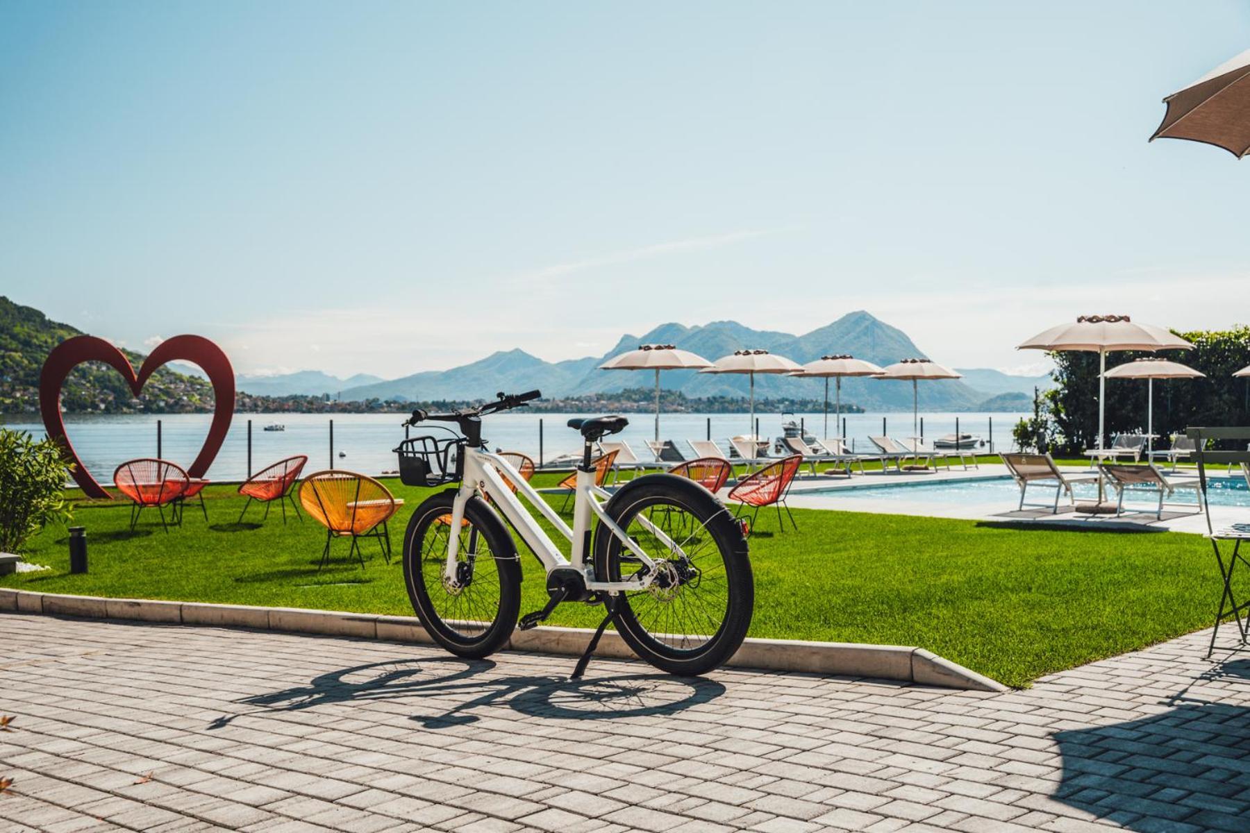 Lago Maggiore Bay Бавено Екстериор снимка