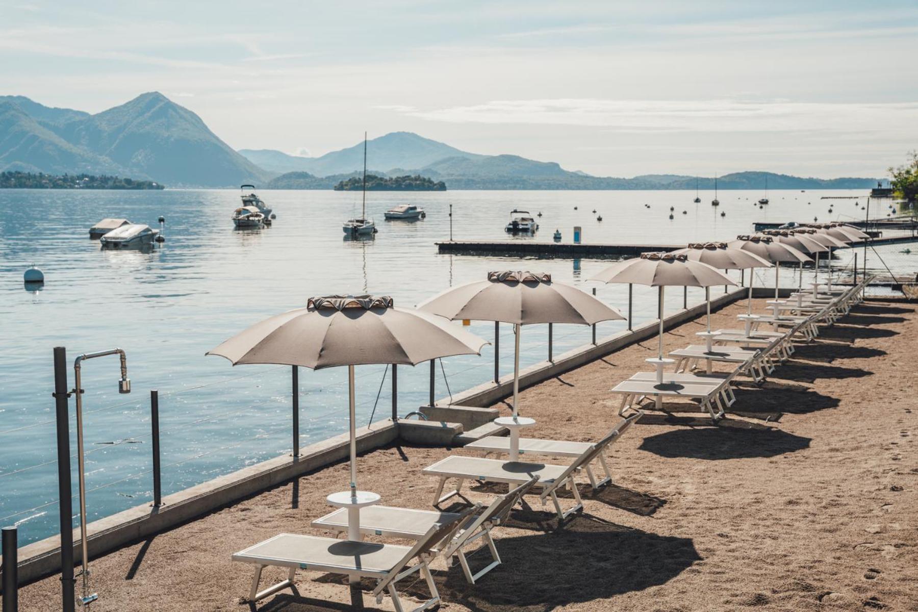 Lago Maggiore Bay Бавено Екстериор снимка
