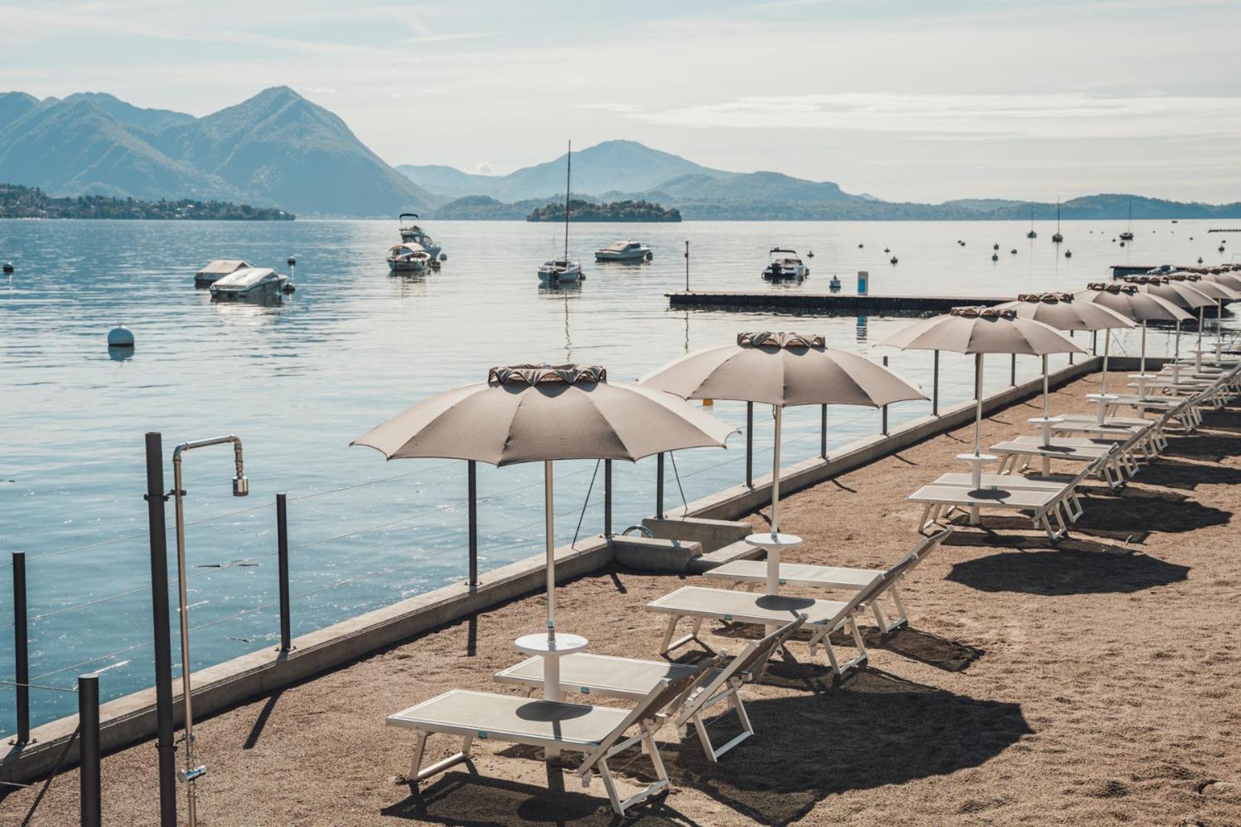 Lago Maggiore Bay Бавено Екстериор снимка