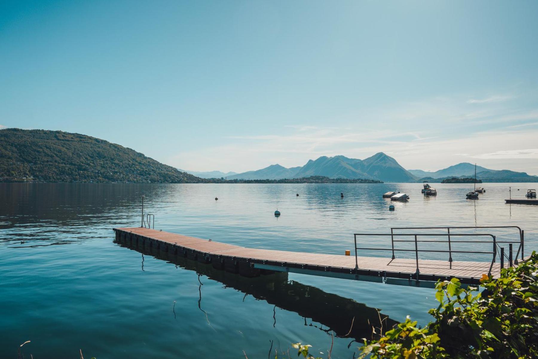Lago Maggiore Bay Бавено Екстериор снимка
