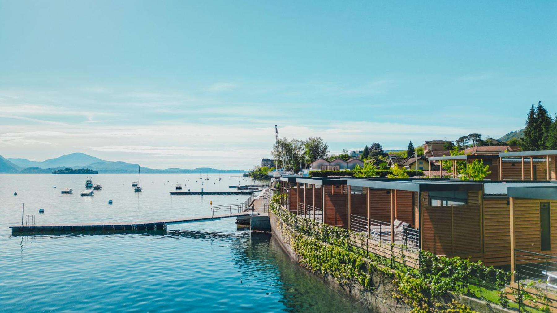 Lago Maggiore Bay Бавено Екстериор снимка