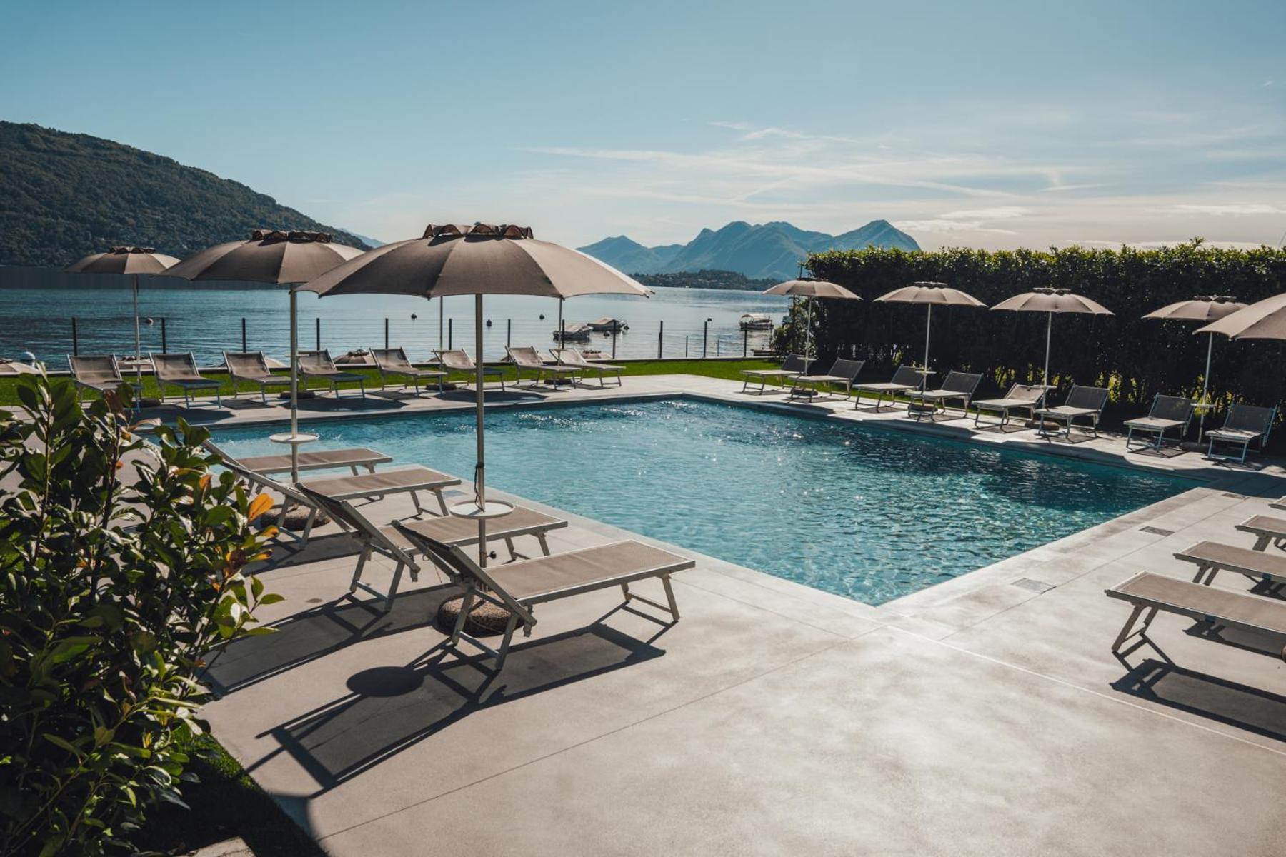 Lago Maggiore Bay Бавено Екстериор снимка