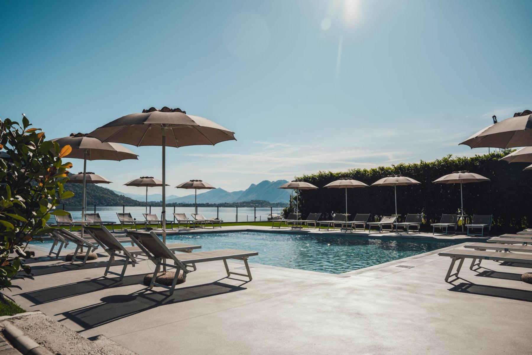 Lago Maggiore Bay Бавено Екстериор снимка