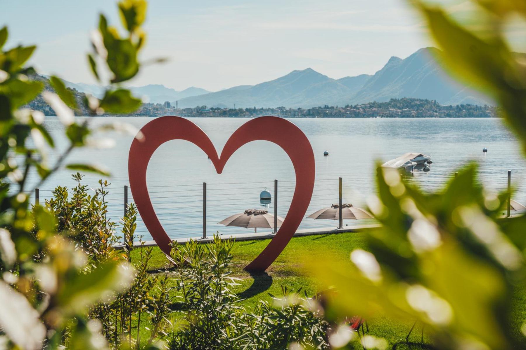 Lago Maggiore Bay Бавено Екстериор снимка