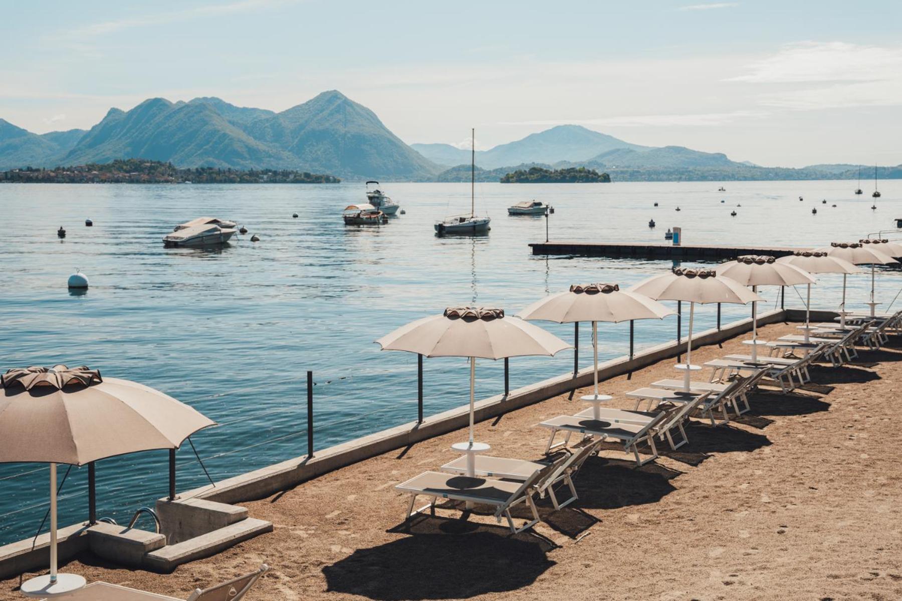 Lago Maggiore Bay Бавено Екстериор снимка