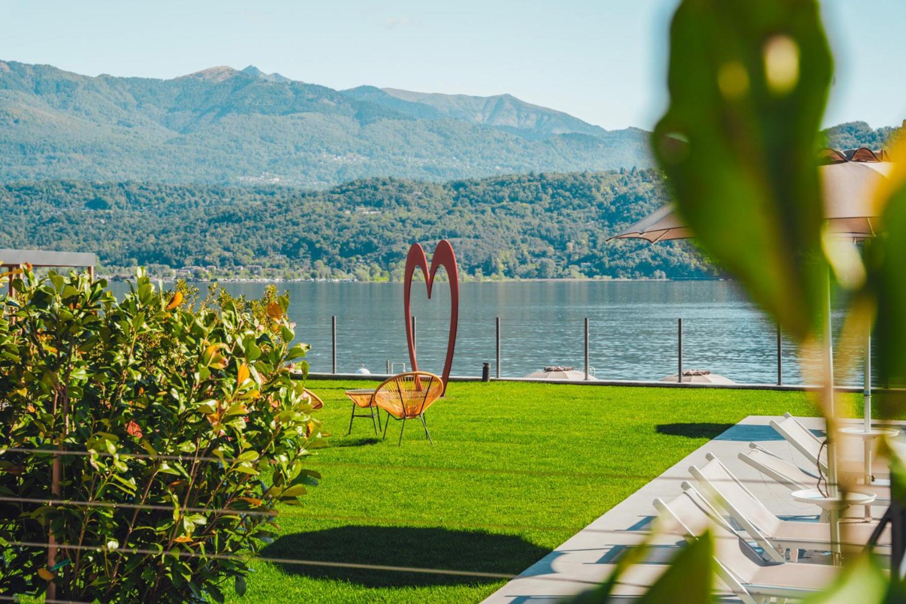 Lago Maggiore Bay Бавено Екстериор снимка