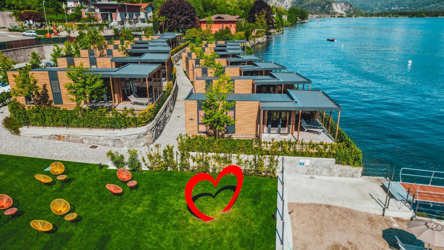 Lago Maggiore Bay Бавено Екстериор снимка