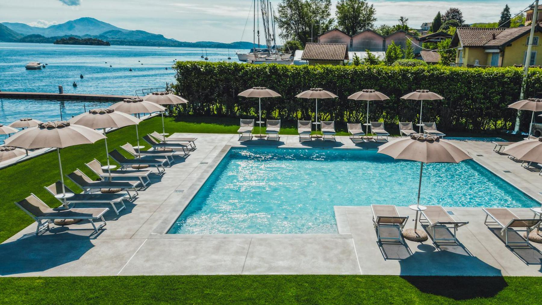Lago Maggiore Bay Бавено Екстериор снимка